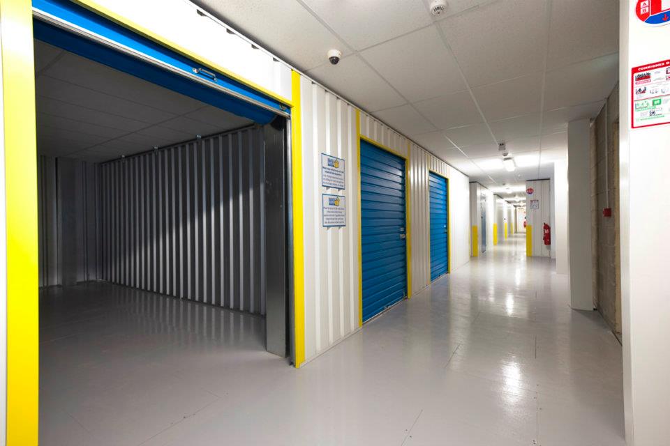 Self stockage Cessieu :Est-ce que la location de box à Cessieu est adaptée aux particuliers comme aux professionnels ?