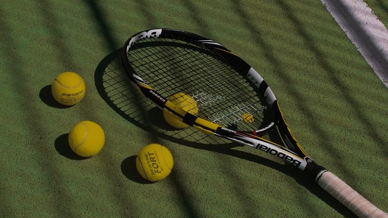Quels critères techniques respecter pour la construction court de tennis à Nice pour les Académies de tennis ?
