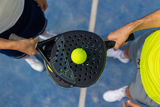 Une rénovation court de tennis est-elle plus fréquente dans les zones tropicales ?